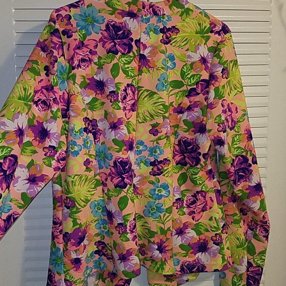 Reposh Floral Jacket - Picture 3 of 4